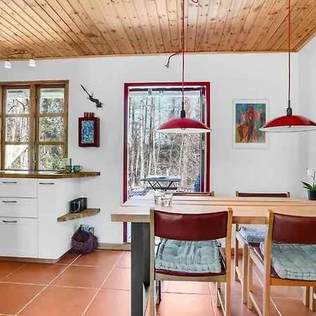 2 Bedroom Amazing In بيت للعطل Brædstrup